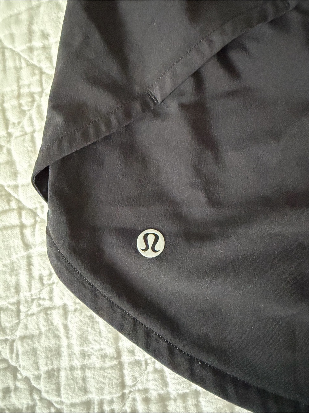 Lululemon Speed Up 4" HR Shorts Blk. Sz.10, Outstanding condition - Picture 9 of 11